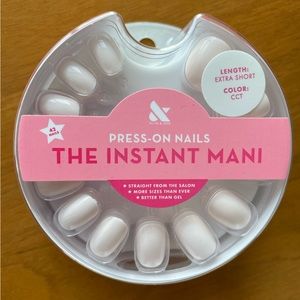 COPY - Olive & June instant mani press-ons